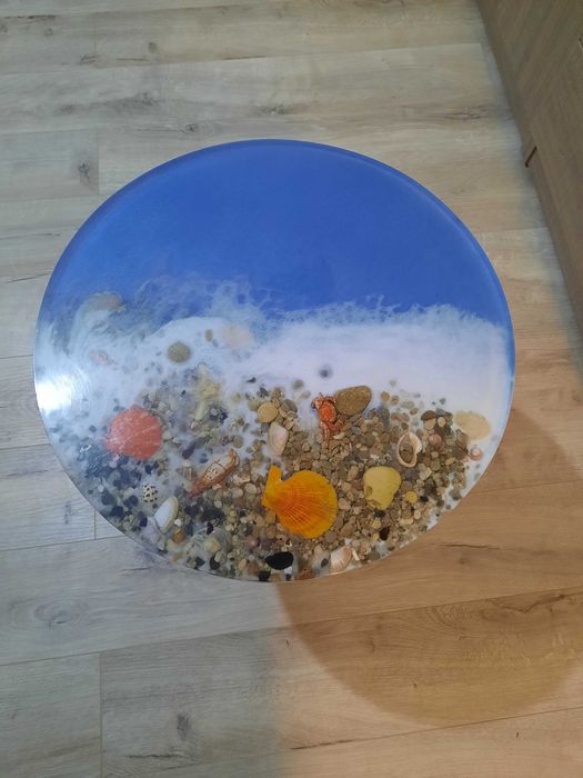 Атрактивна масичка за кафе с епоксидна смола