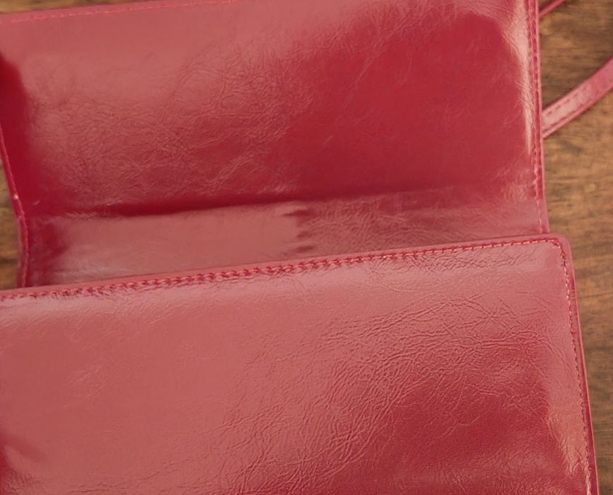 Дамско портмоне ново