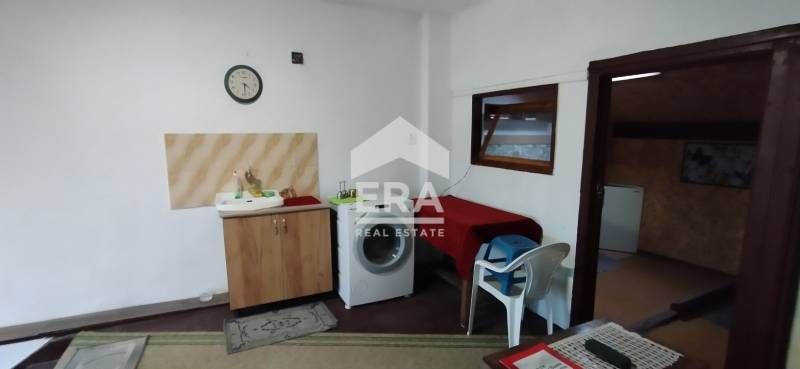 Дава се под наем Етаж от къща в Варна, Център - 80 кв.м за 318.75 € - Снимка #6