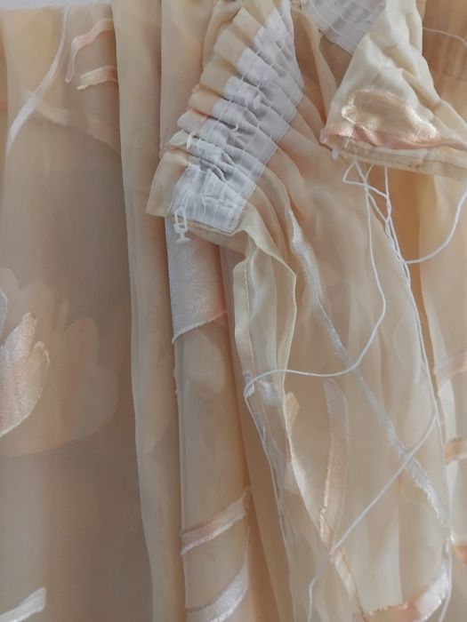 Продам тюль для окна