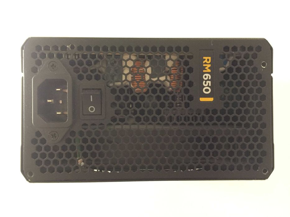 Sursă de alimentare pentru PC Corsair RM650