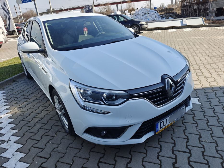 Megane Sedan 2019 1.3 GPF 116 cp
