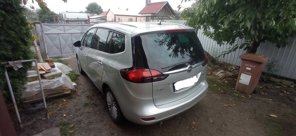 Vând Opel Zafira Tourer 1.6 CDTI ecoFLEX Start/Stop