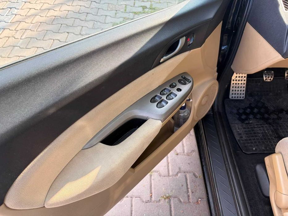 Honda Civic 1.8 i-VTEC 140 CP, 6 trepte, 2008