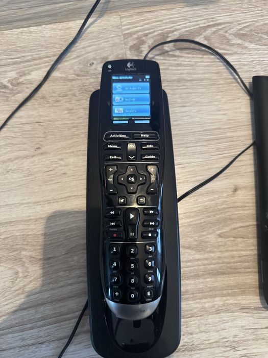 Telecomanda telecomanda logitech harmony