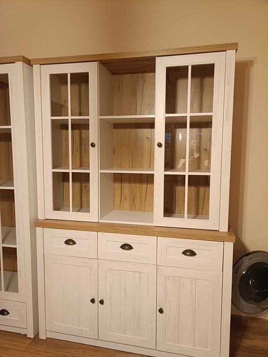 Mobilier living/bucătărie