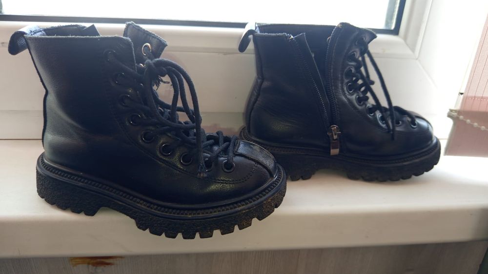 Осений чистый обувь