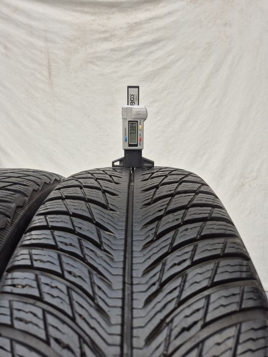 2бр 225 60 17 Michelin зимни 22г