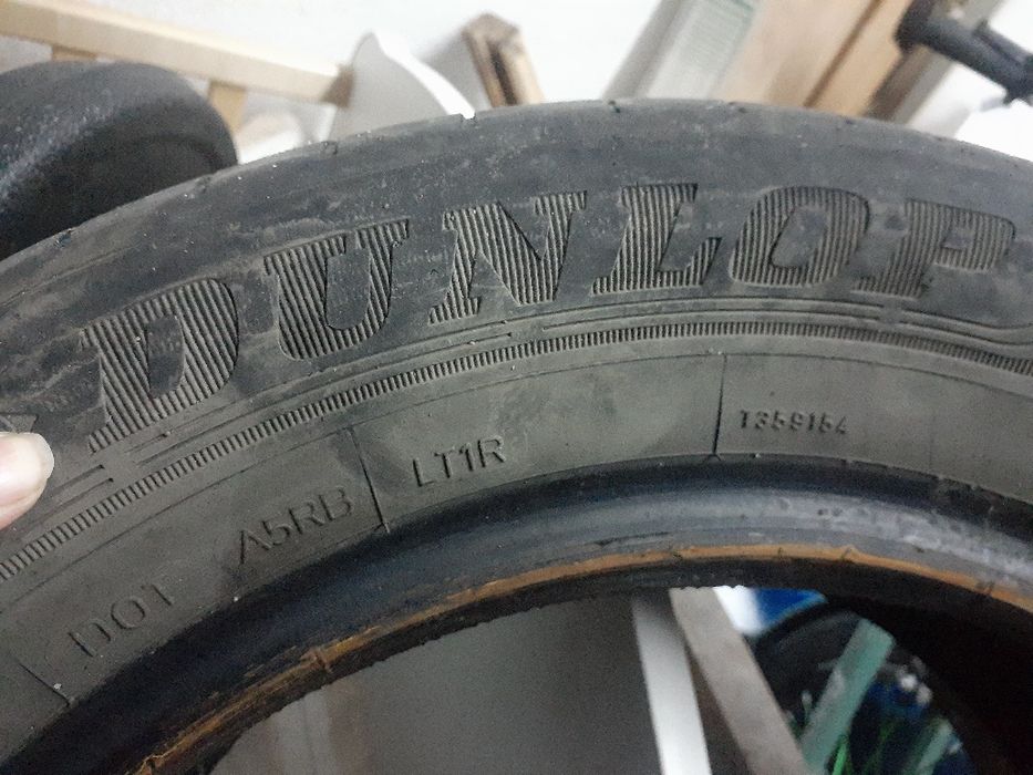 Продам шины летние Дунлоп