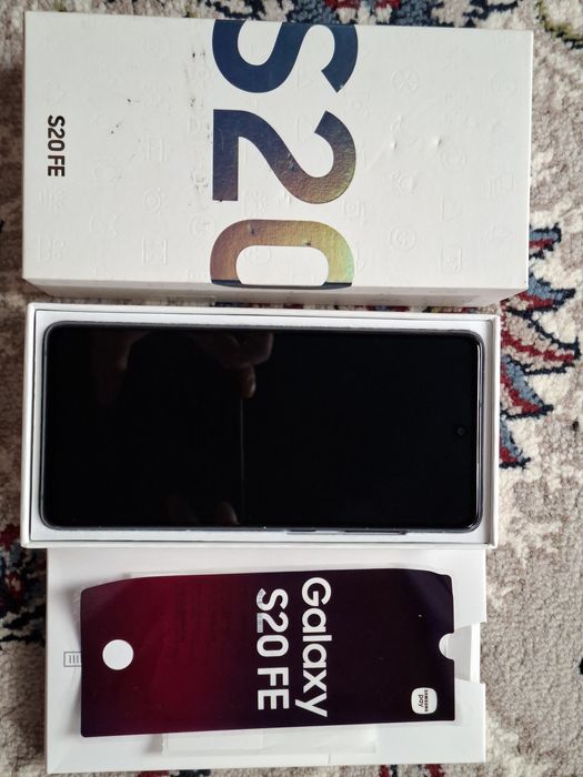 Samsung S20fe 128gb срочно