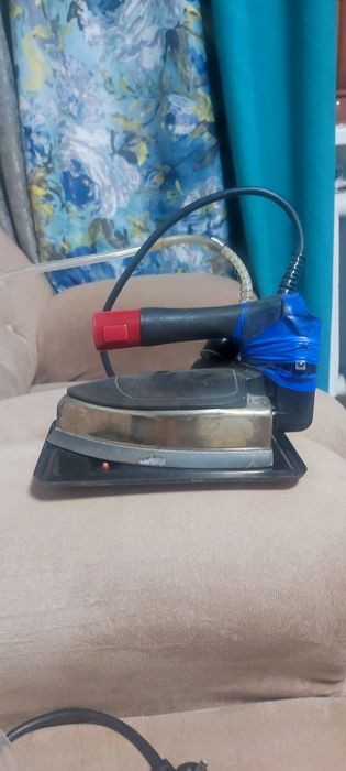 Утюг для одежды паровой YOKE