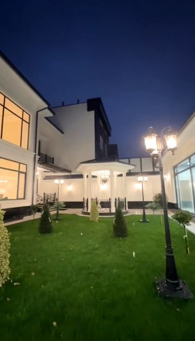 Продаётся евродом премиум класса 450м2, ул.Никитина, 5,5 соток