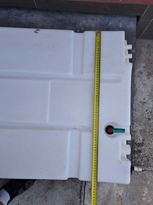 Съд за чиста вода за кемпер