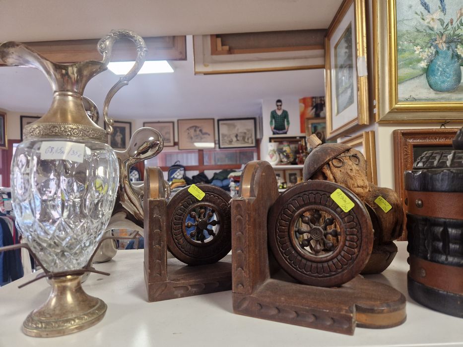 Разпродажба сувенири