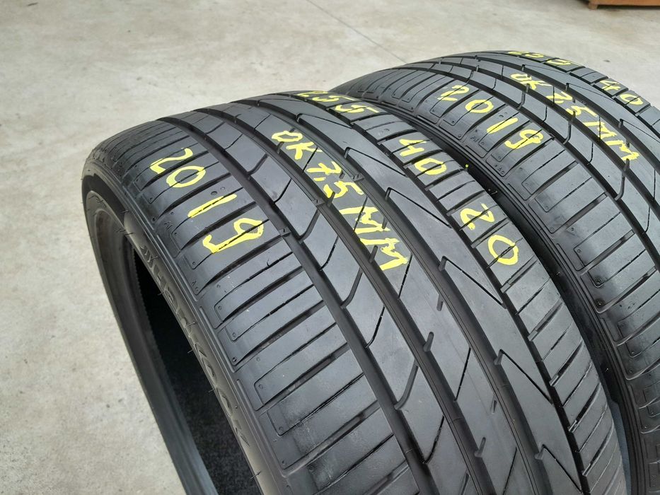 Doua anvelope de vara 255 40 20 hankook ventus S1 evo 2 cu 7,5 mm