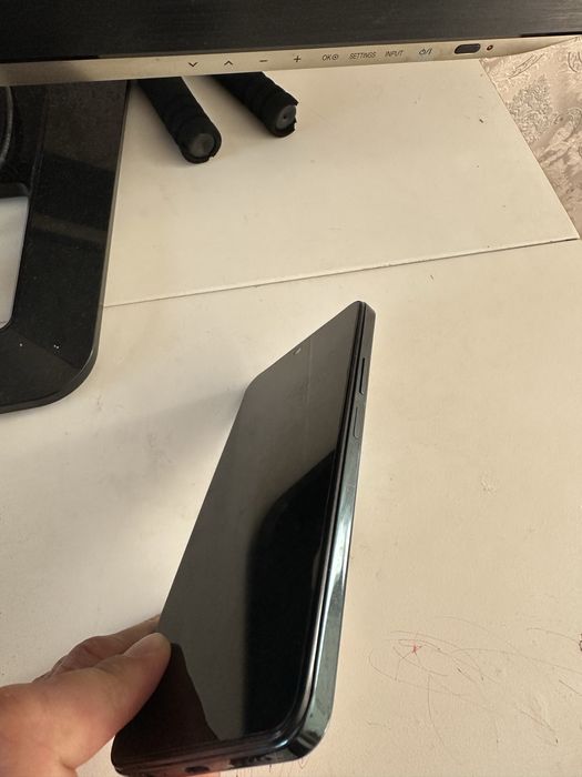Продам телефон Vivo Y28