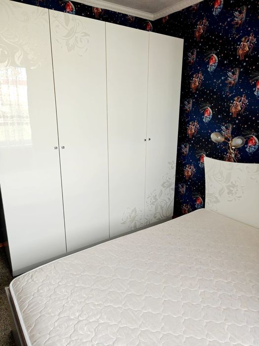 продам 2-х ком. 54кв. 3мкр. 4-этаж