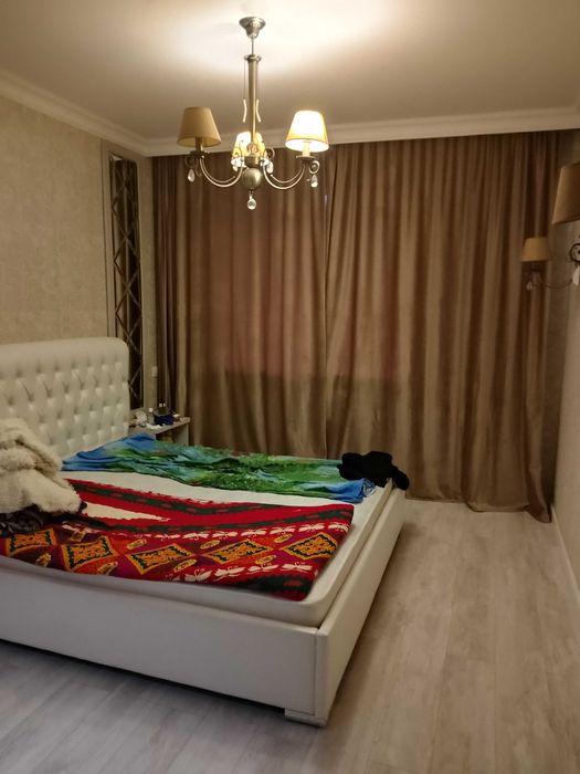 Возьмём на подселение девушку