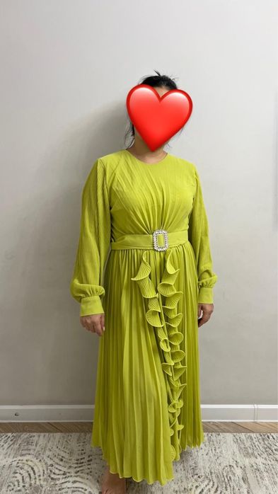 Продам новое платье