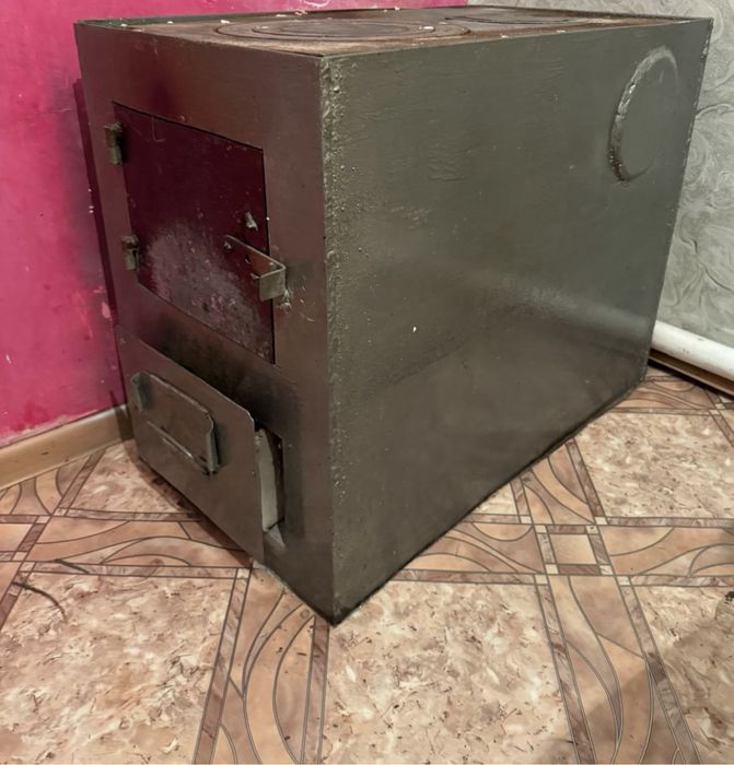 Печь металлический,, не дорогой  самвывоз
