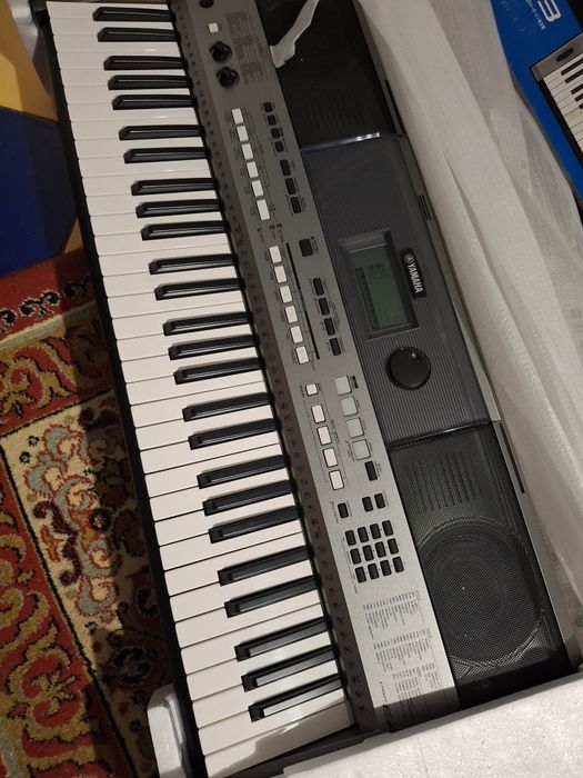 Синтезатор новый