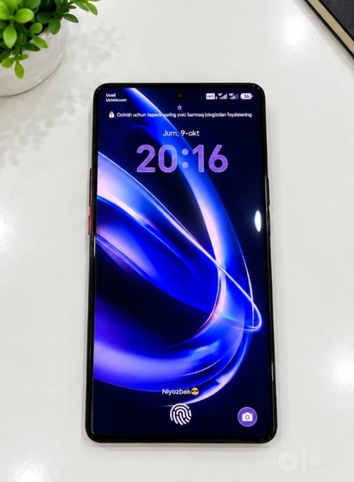 Honor X 9c  256 /8 xotira yangi holatda karobkasi bor