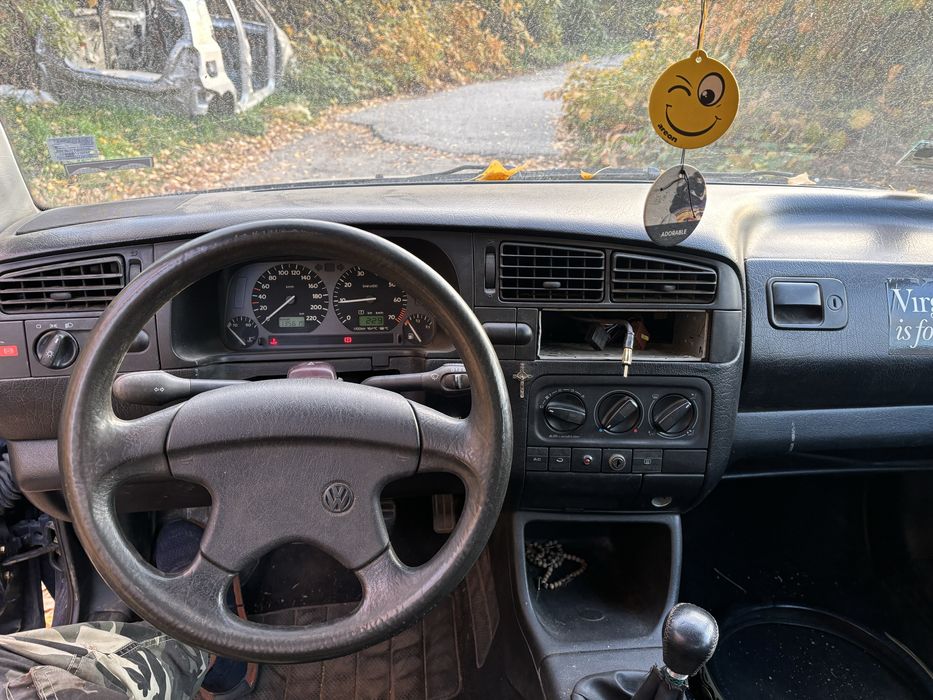 Фолксваген голф 3 GT 3ри врати. Цял за части.