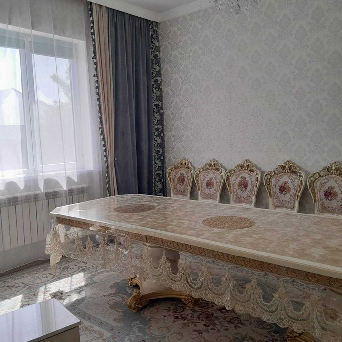 Продам двухэтажный дом