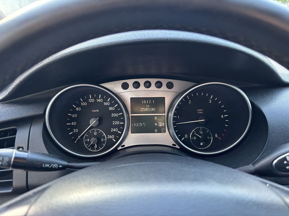 Mercedes R320 CDI 4 matic