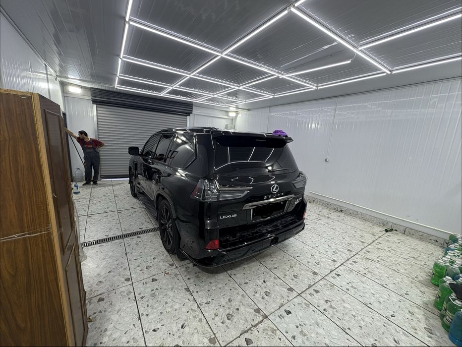 Продам Lexus LX 570 Kuro Black Edition