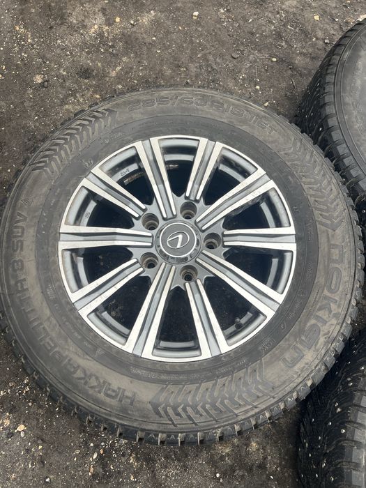 Шины с дисками от Лексус 570