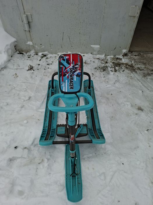 Продам снегокат в отличном состоянии