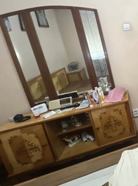 Vand mobila sufragerie, dormitor, biblioteca