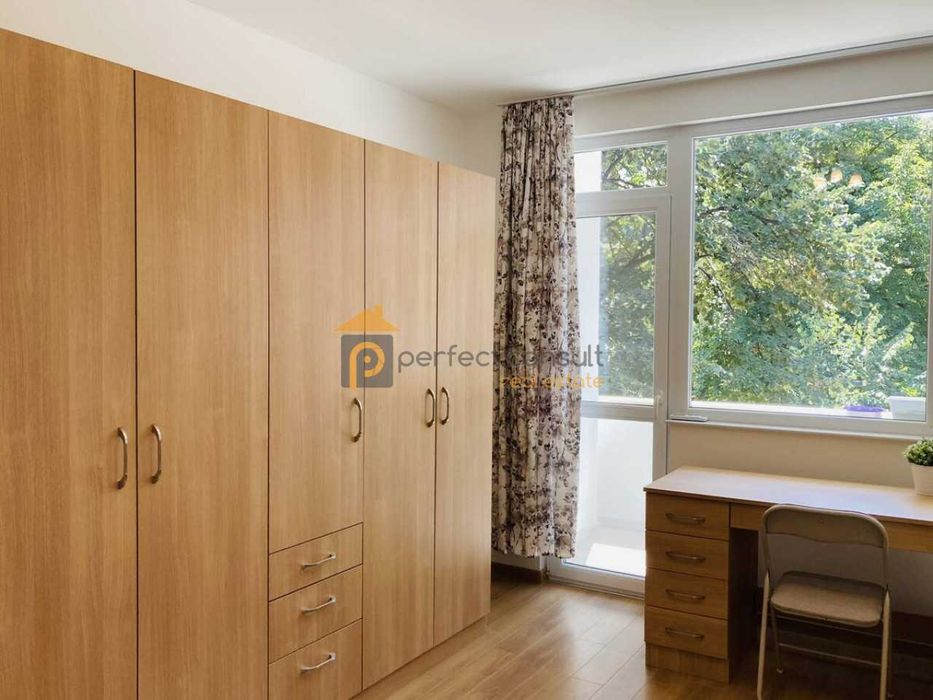 Дава се под наем Тристаен апартамент в Пловдив, Център - 110 кв.м за 1350 € - Снимка #8