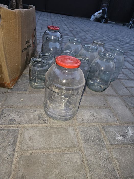 ПРОДАМ БАНКИ 3л в остатке 30шт