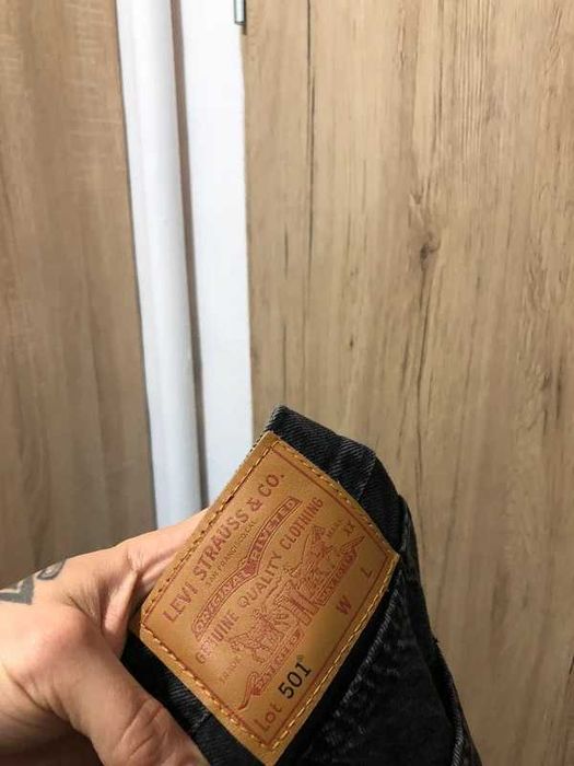 Marime rara. Blugi Levi's 501 marime mare W48 L32 negri, cu eticheta