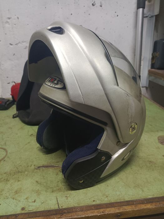 Продам  мотошлем