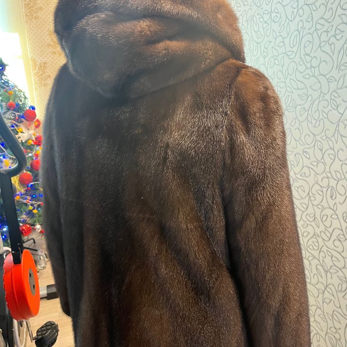 Норковая шуба в отличном состоянии