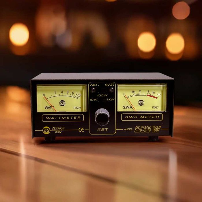 Reflectometru  profesional pentru  calibrare antene CB Zetagi HP 203