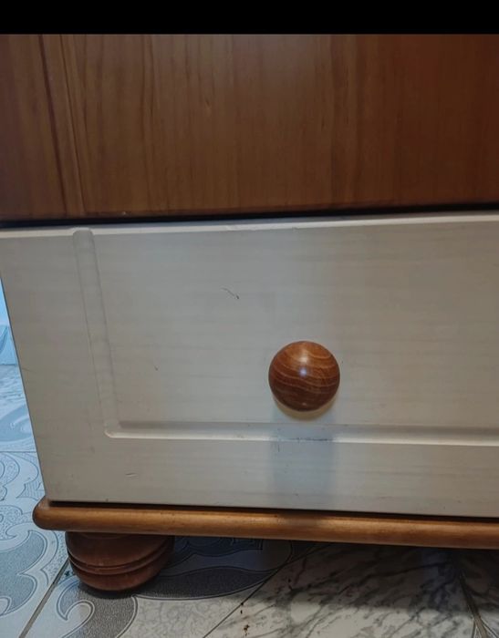 Șifonier camera copilului din lemn