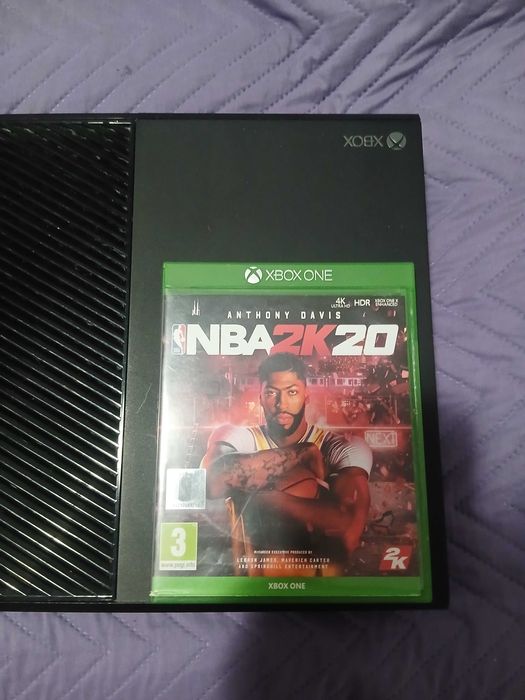 Vand consola Xbox One