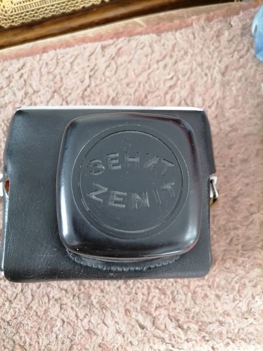 Продам фотоаппарат зенит