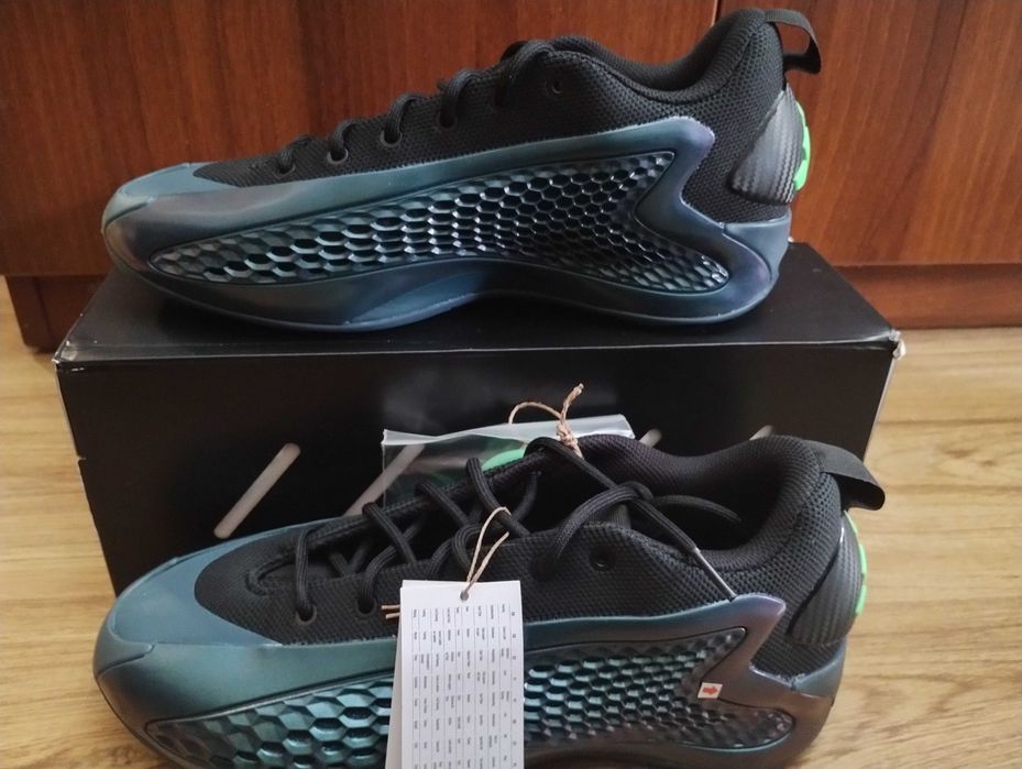Оригинални маратони/кецове Adidas Anthony Edwards