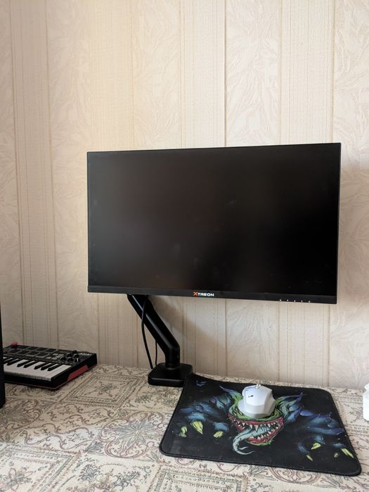 Монитор 27" 200hz с кронштейном 
XTREON XT2751R 27 QHD/Mini LED/1ms/20