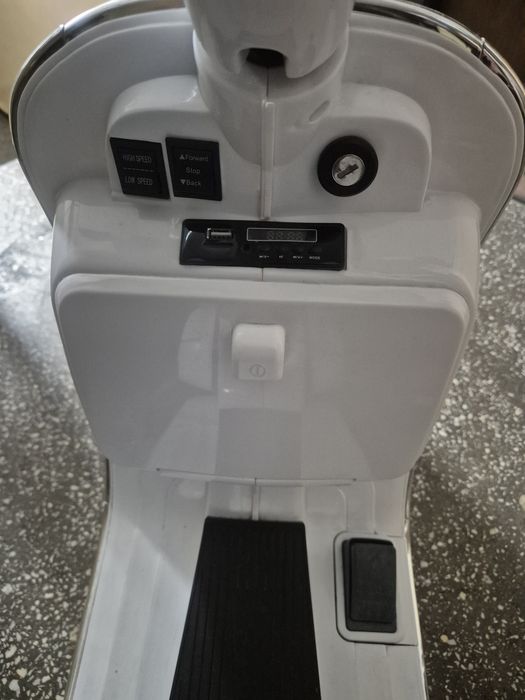 Motocicleta Electrica 6V cu Sunet