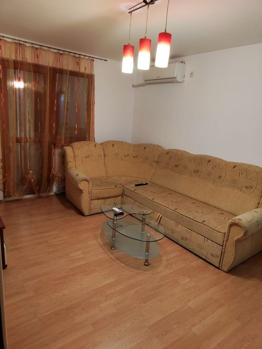 Proprietar Inchiriez Apartament