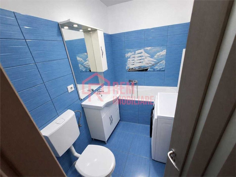 Vanzare apartament 3 camere, renovat, mobilat, 2 bai, centrala. parcare, Dobroesti, Fundeni