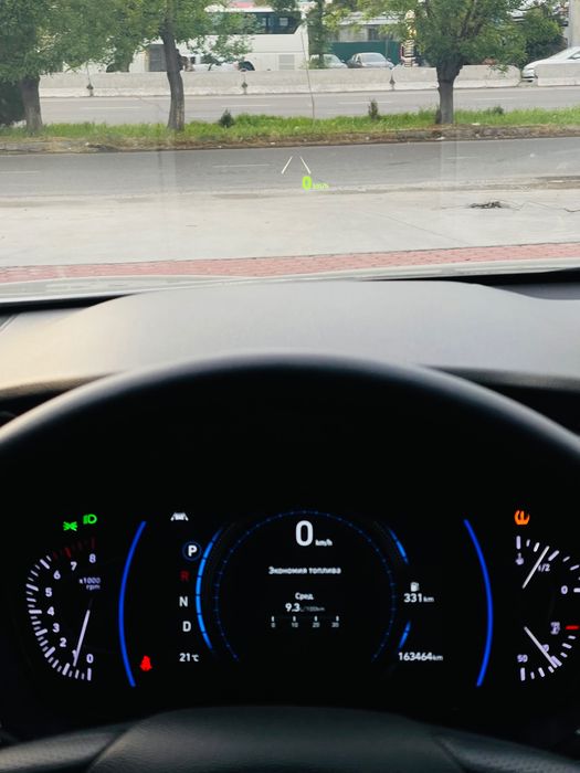 Hyundai Santa Fee 2.5L full pozitsya avtomobil sotiladi !