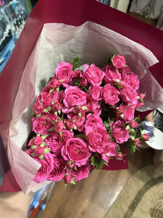 Продам живые цветы