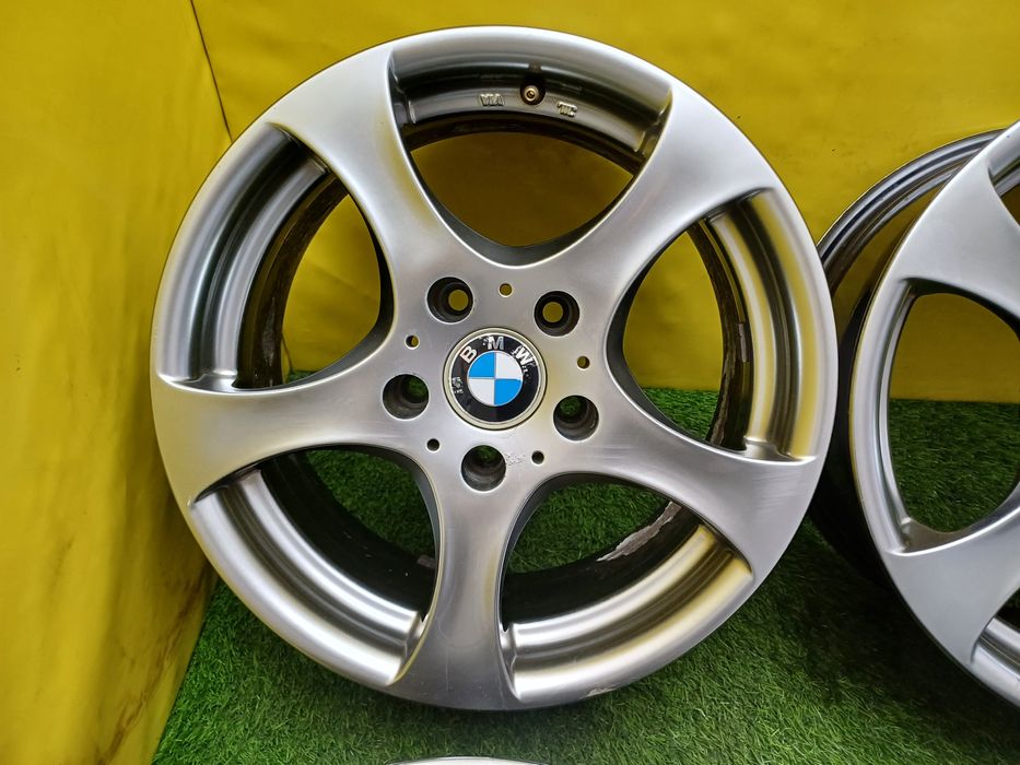 Диски R16 5x120 на BMW.